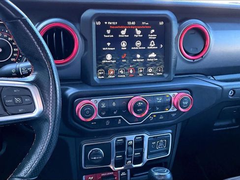 Used 2022 Jeep Gladiator Mojave w/ Cold Weather Group image 7