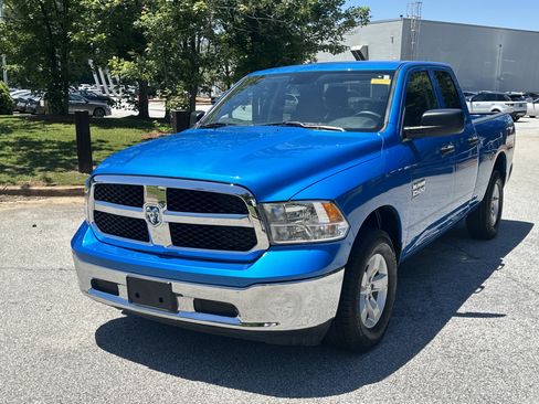 Used 2024 RAM 1500 Classic SLT AWD/4WD image 1