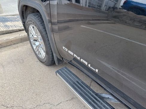 Used 2020 GMC Sierra 1500 Denali w/ Denali Ultimate Package image 11