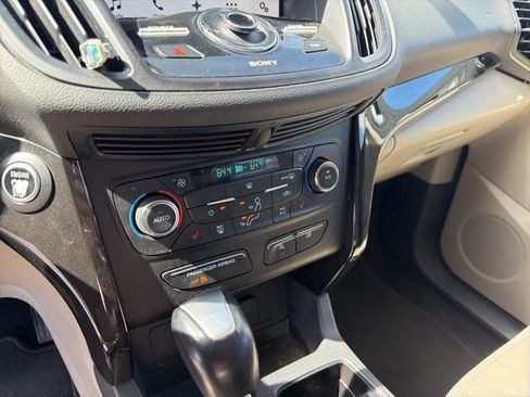 Used 2017 Ford Escape Titanium AWD/4WD image 24