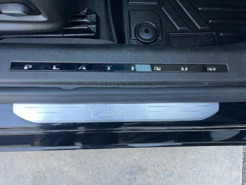 Used 2014 Cadillac XTS Platinum image 21