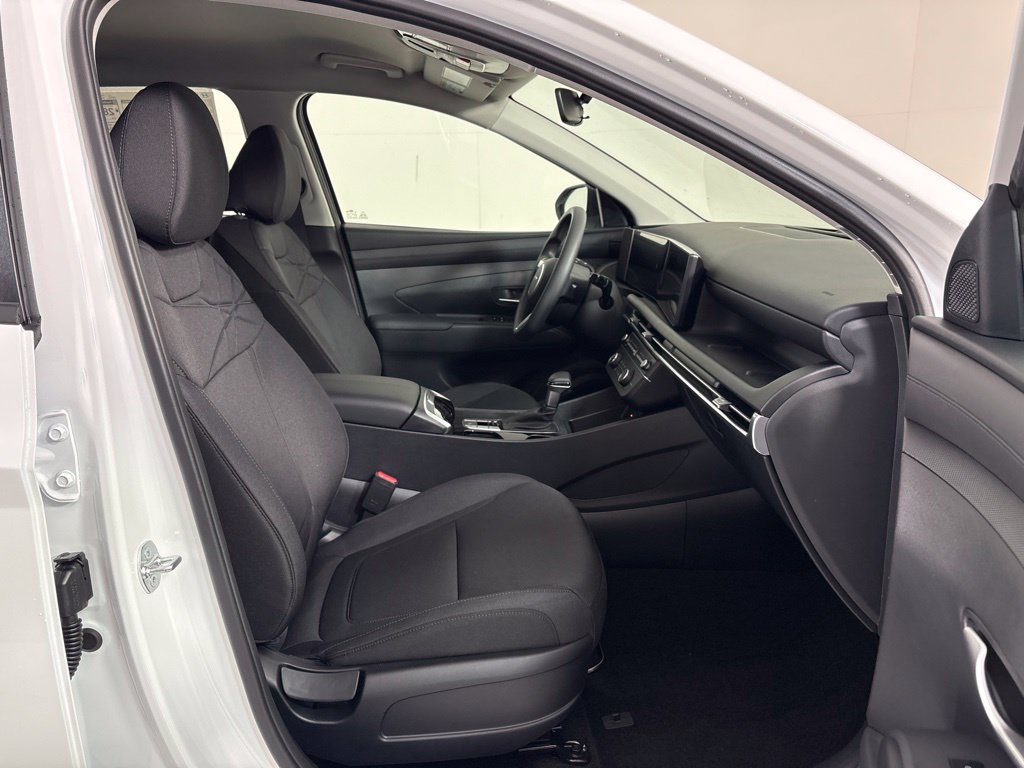 New 2026 Hyundai Tucson SE FWD image 12