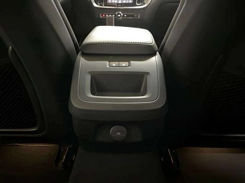 Used 2025 Volvo V60 B5 Cross Country Plus AWD/4WD image 68