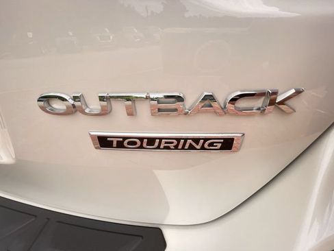 Used 2025 Subaru Outback Touring AWD/4WD image 35