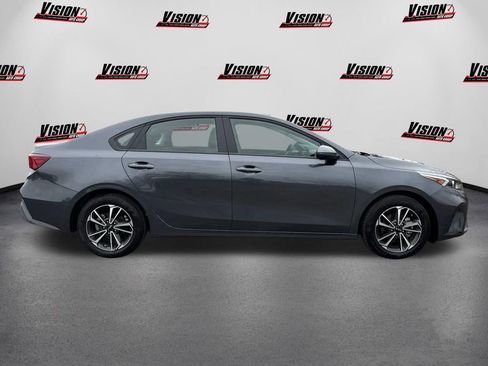 Certified 2024 Kia Forte LXS w/ LXS Technology Package image 4