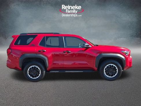 Used 2025 Toyota 4Runner TRD Off-Road Premium w/ Tow Technology Package AWD/4WD image 4