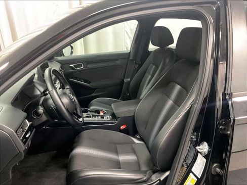 Used 2025 Honda Civic Sport image 10
