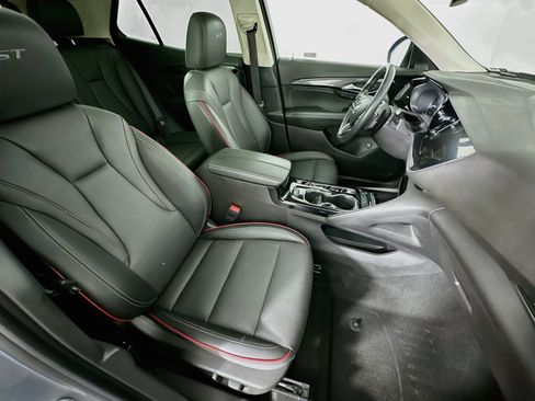 Used 2023 Buick Envision Essence w/ Sport Touring Package FWD image 33