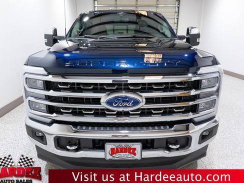 Used 2024 Ford F250 Lariat w/ Chrome Package image 7