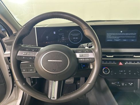 Used 2024 Hyundai Sonata SEL w/ Convenience Package image 17