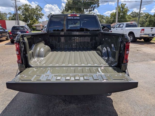 New 2026 RAM 1500 4x4 Crew Cab image 13