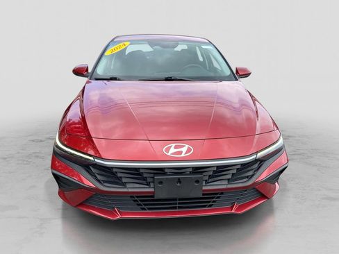 Used 2024 Hyundai Elantra SEL FWD image 6