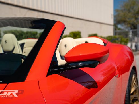 Used 2023 Ferrari Portofino M RWD image 20