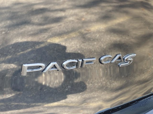Used 2025 Chrysler Pacifica Limited FWD image 31