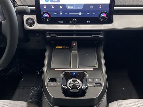 New 2026 Subaru Solterra image 17