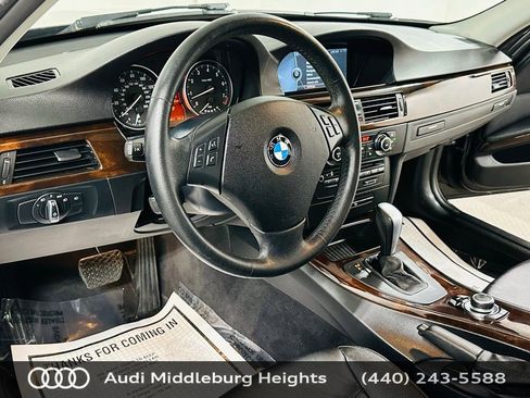 Used 2011 BMW 328i xDrive Sedan AWD/4WD image 13