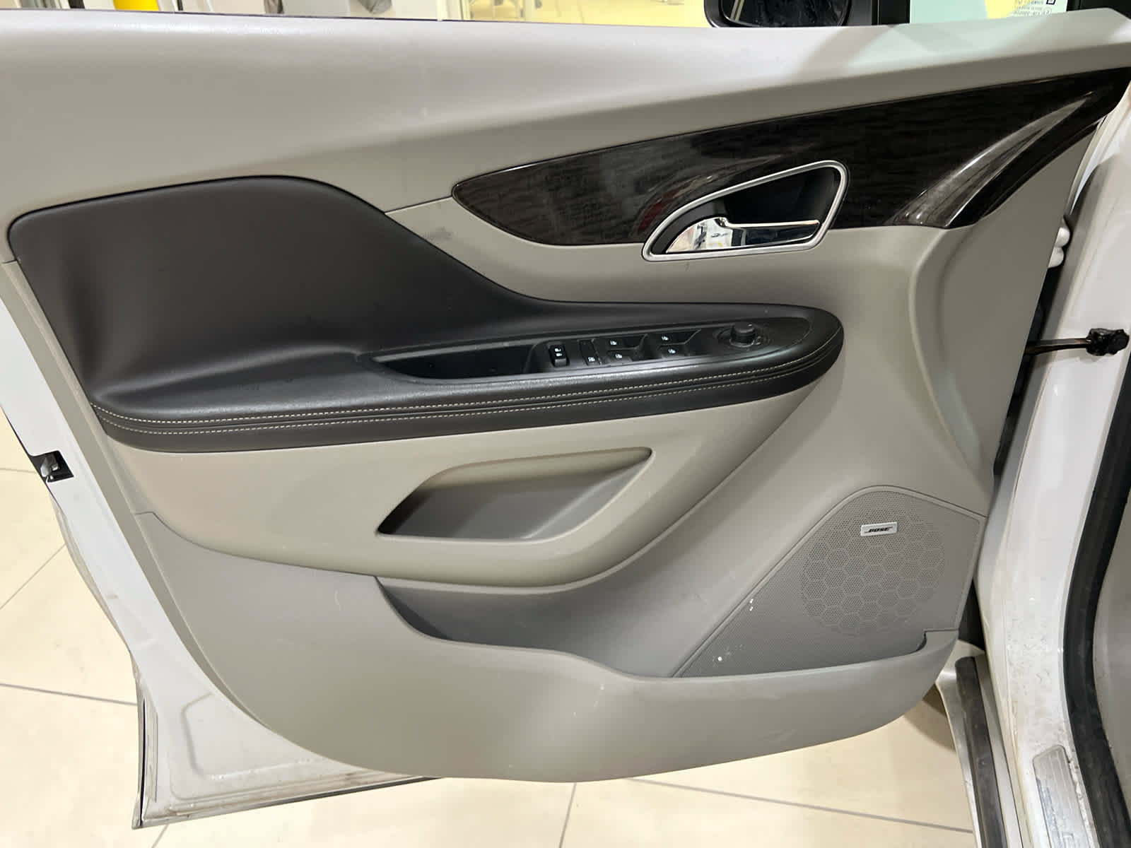 Used 2016 Buick Encore Premium AWD/4WD image 10