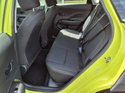 Used 2024 Hyundai Kona SE AWD/4WD image 19