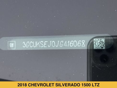 Used 2018 Chevrolet Silverado 1500 LTZ Z71 w/ Redline Edition AWD/4WD image 17