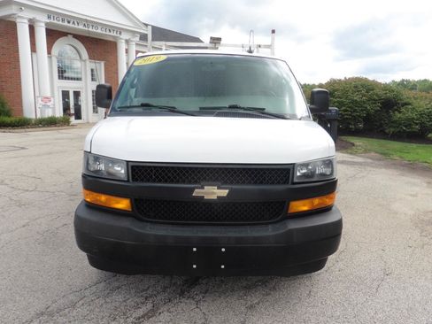 Used 2019 Chevrolet Express 2500 w/ Driver Convenience Package RWD image 24