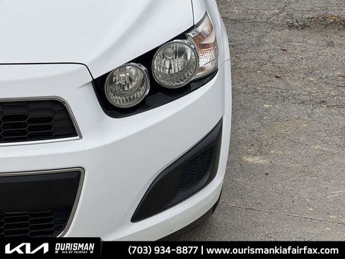 Used 2015 Chevrolet Sonic LT image 6