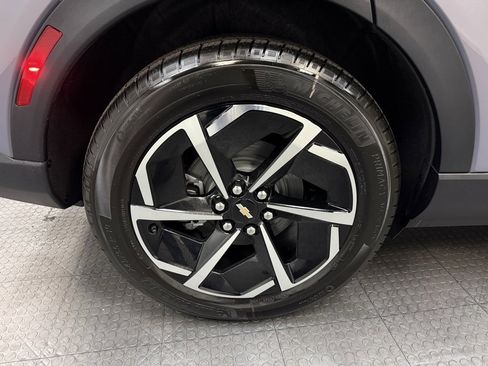 New 2026 Chevrolet Equinox EV LT image 12