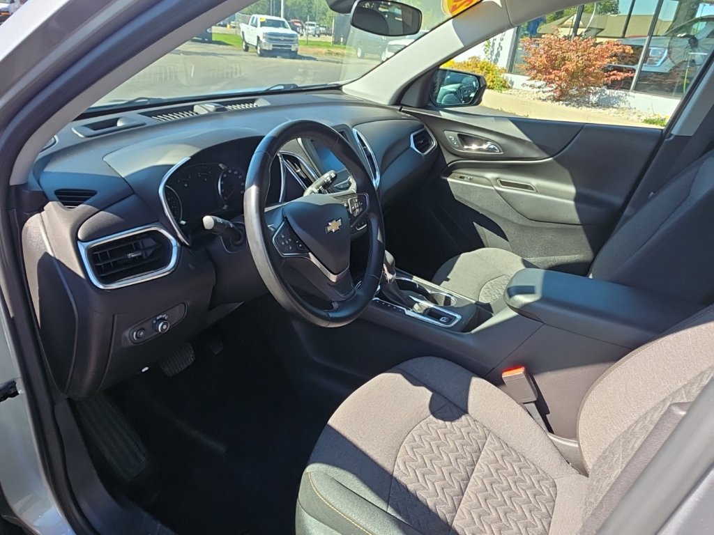 Used 2024 Chevrolet Equinox LT AWD/4WD image 20
