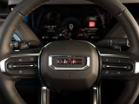 New 2026 GMC Yukon XL Elevation image 12