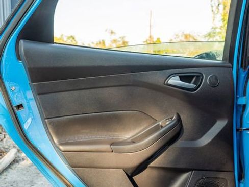 Used 2017 Ford Focus RS image 34