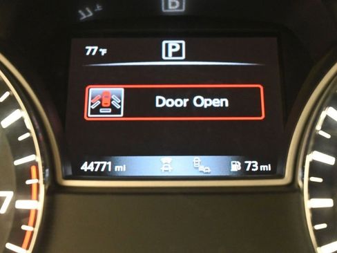Used 2020 Nissan Pathfinder SV w/ Rock Creek Edition FWD image 14