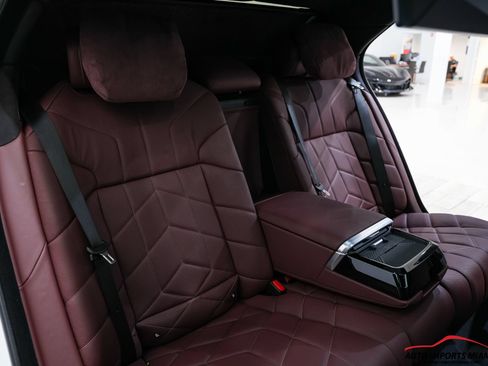 Used 2024 BMW 760i xDrive w/ Executive Package AWD/4WD image 55
