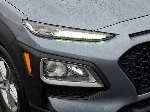 Used 2020 Hyundai Kona SE image 9