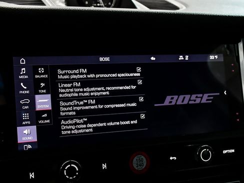 Used 2024 Porsche Macan image 31