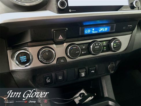 Used 2023 Toyota Tacoma 4x4 Double Cab image 31