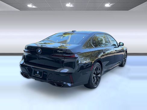 New 2026 BMW 760i xDrive w/ Executive Package AWD/4WD image 9