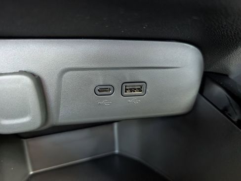 New 2026 Chevrolet Trax RS image 25