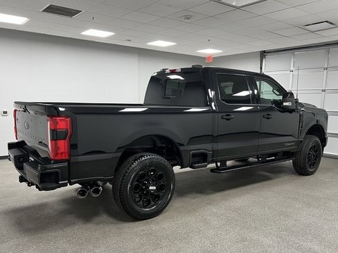 Used 2023 Ford F350 Lariat w/ Lariat Ultimate Package image 11