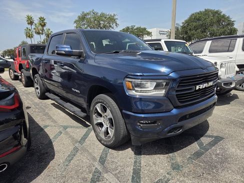 Used 2023 RAM 1500 Laramie AWD/4WD image 2