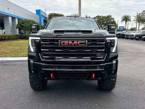 Used 2024 GMC Sierra 2500 AT4 w/ AT4 Premium Plus Package image 2