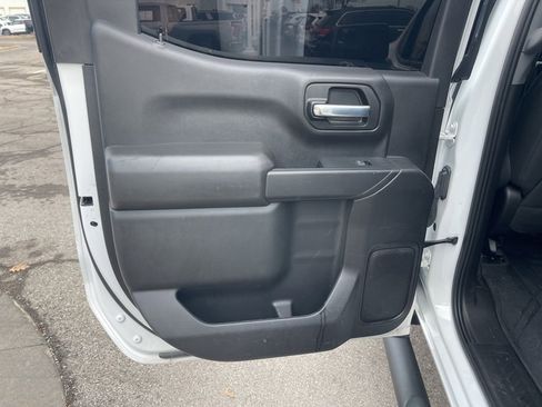 Certified 2022 Chevrolet Silverado 1500 Custom Trail Boss image 15