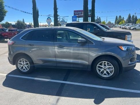 Used 2024 Ford Edge SEL AWD/4WD image 6