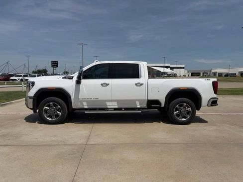 Used 2026 GMC Sierra 2500 SLT w/ SLT Premium Package AWD/4WD image 8
