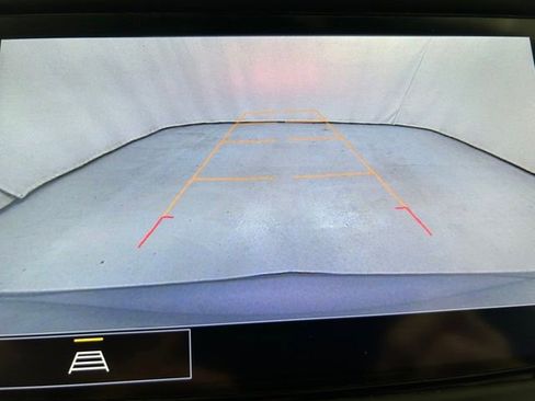 Used 2024 Buick Enclave Essence w/ Experience Buick Package AWD/4WD image 21