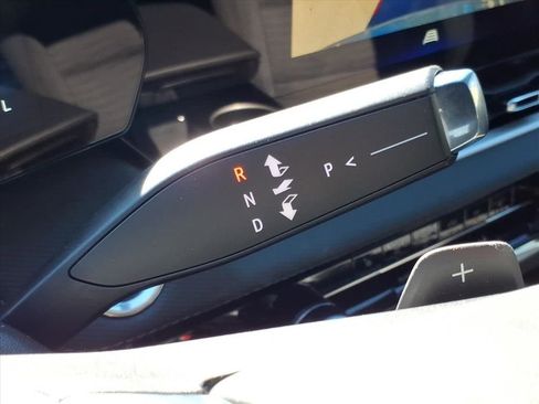 New 2026 Chevrolet Equinox LT image 15