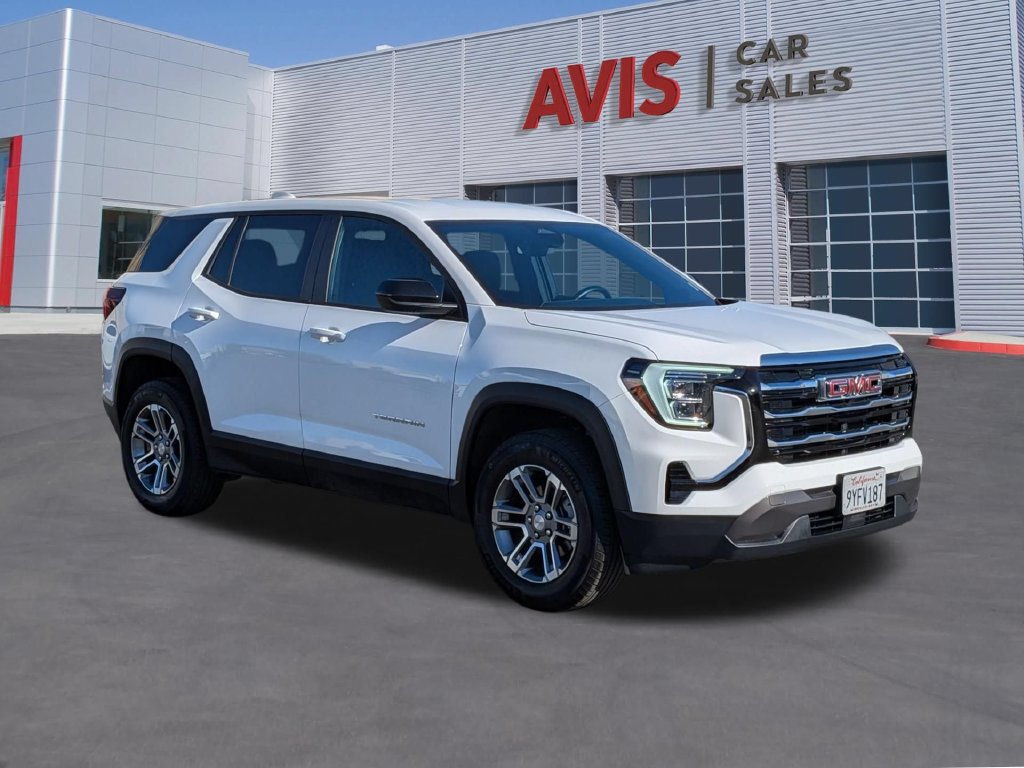 Used 2026 GMC Terrain Elevation AWD/4WD image 3