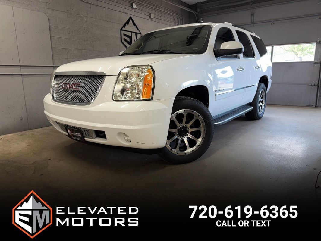 Used 2012 GMC Yukon Denali AWD/4WD image 1