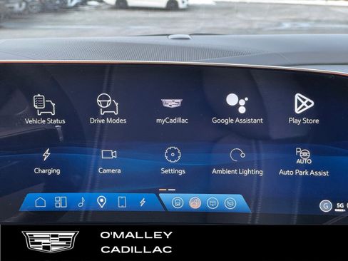 New 2026 Cadillac Optiq Sport 1 image 16