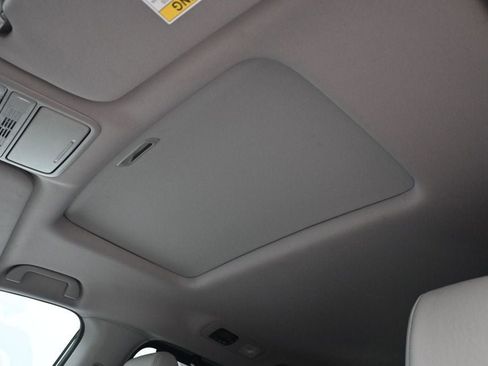 Used 2019 Honda Odyssey EX-L image 18
