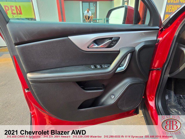Used 2021 Chevrolet Blazer LT AWD/4WD image 9