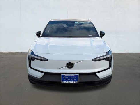 New 2026 Volvo EX30 Ultra image 4